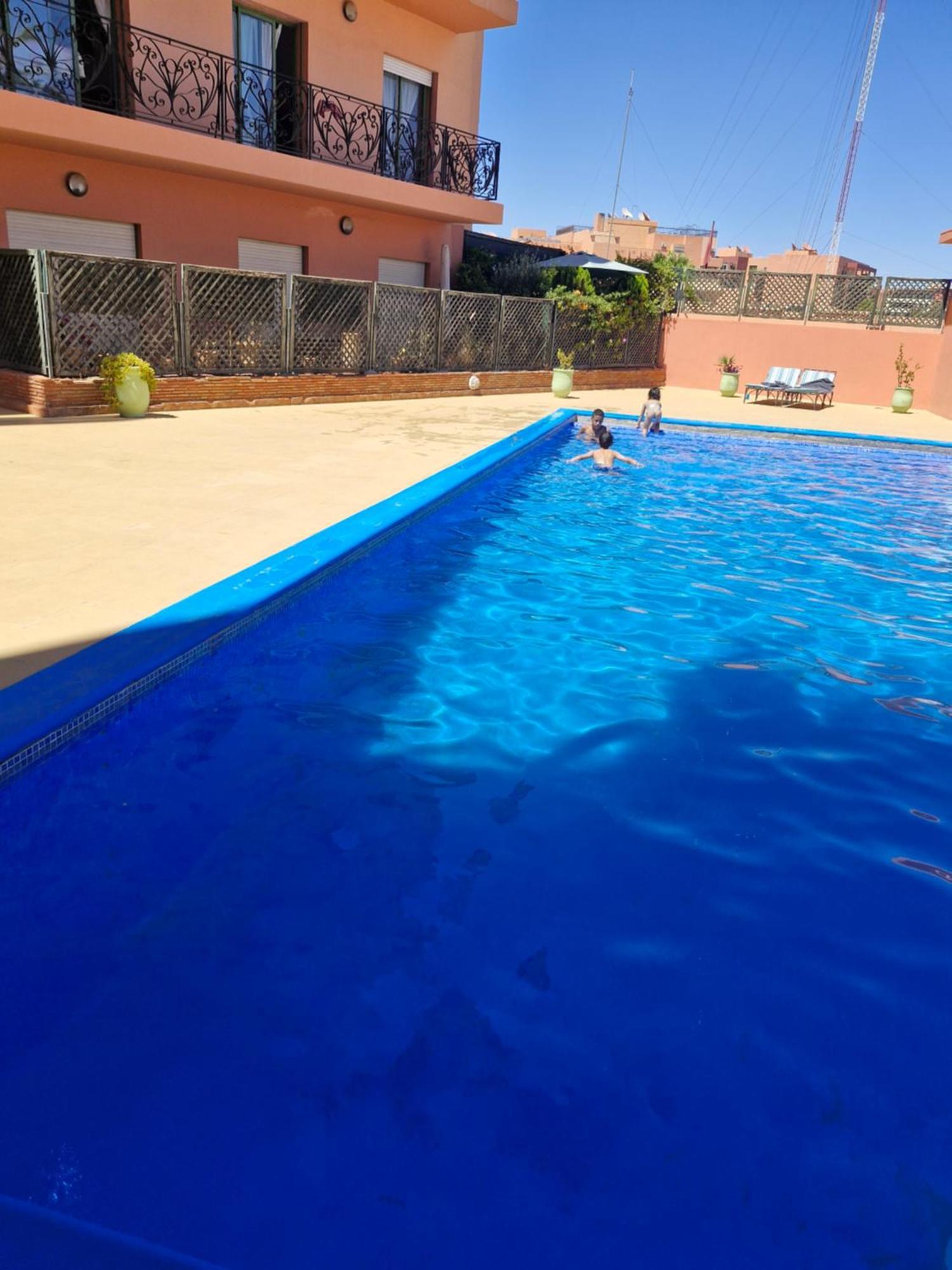 Luxueux Duplex Rooftop En Plein Coeur De Majorelle Apartamento Marrakesh